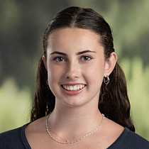 Zoe Zdrodowski