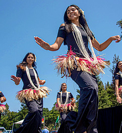 Global Expo 2022 Pacific Island Dancers 52165935904 1a84c64277 k 1 Students representing Menlo's Pacific Islanders affinity group perform during the 2022 Global Expo.