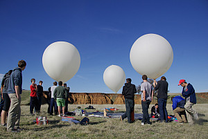 Menlo School Applied Science Research students launch experiments into space using high altitude ...