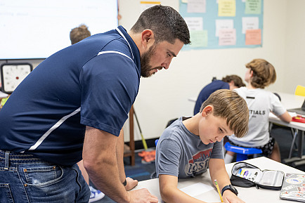 Frankie Machado teaches 6th grade learning seminar.