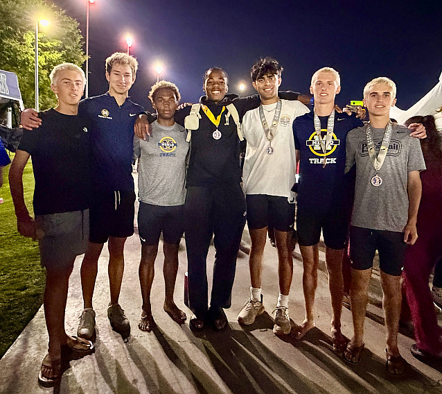 Tres Onyejekwe, Henry Hauser and the 4x800 relay (Hauser, Amay Srinivasn, Joseph Hurd, Oliver Olbekson, Jack Harman, Tolliver Bates) fini...