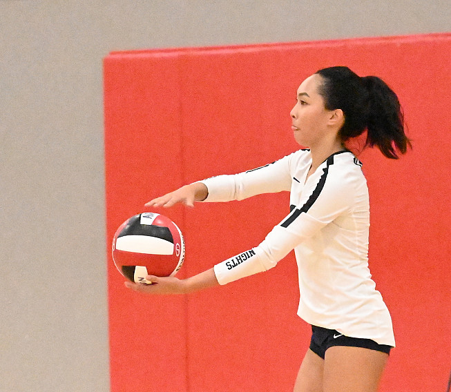 Menlo's Ava Wang had five aces in a win over Notre Dame-San Jose