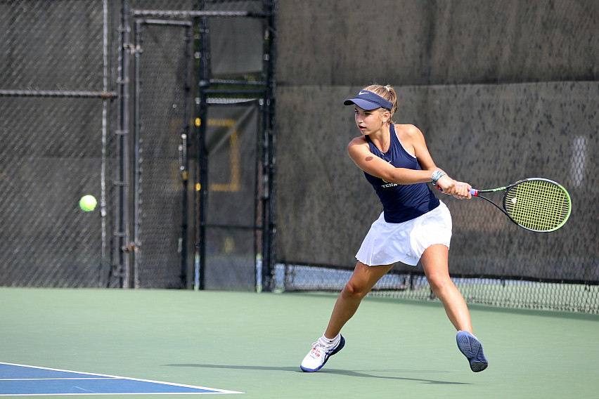 Menlo freshman Andra Braicu, shown here, and senior Brynn Brady won two matches each in singles at the Point Loma Invitational