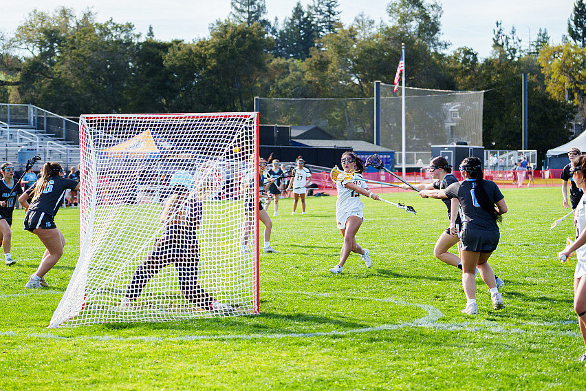 Elia Choe fires in a shot against Hillsdale